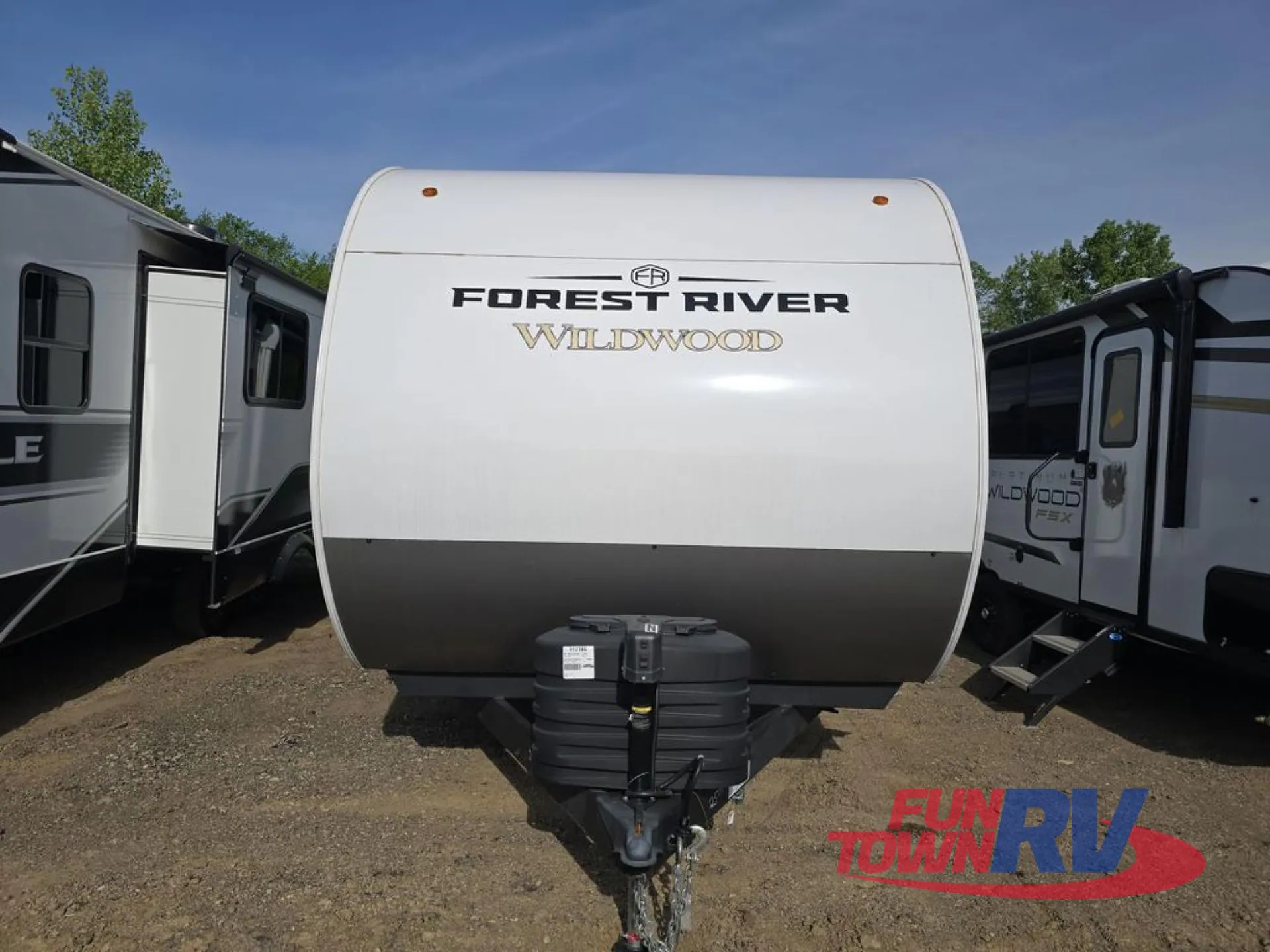 2025 Forest River Wildwood 27RE - Photo 3