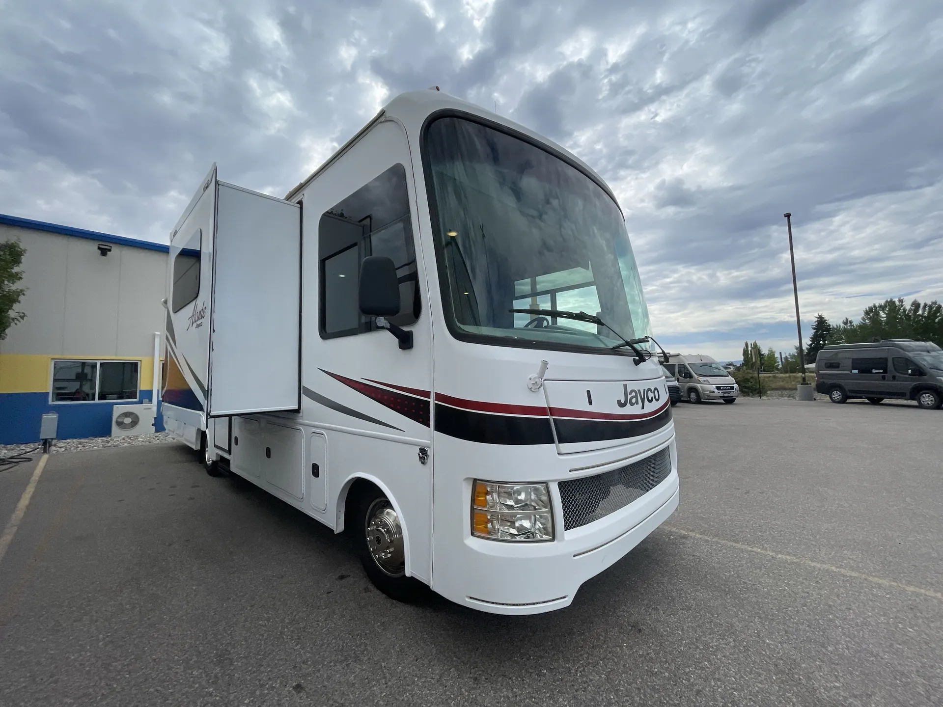 2017 Jayco Alante 32N - Photo 2