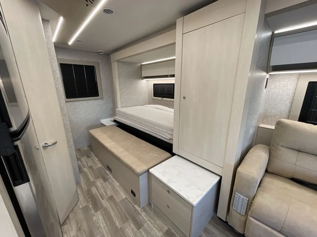 2026 Tiffin Wayfarer 25 XPW, Photos photo 19