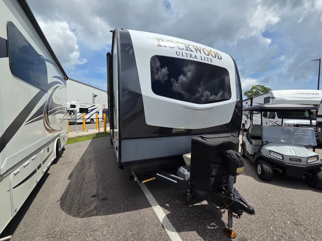 2021 Forest River Rockwood Ultra Lite 2911BS, Photos photo 11