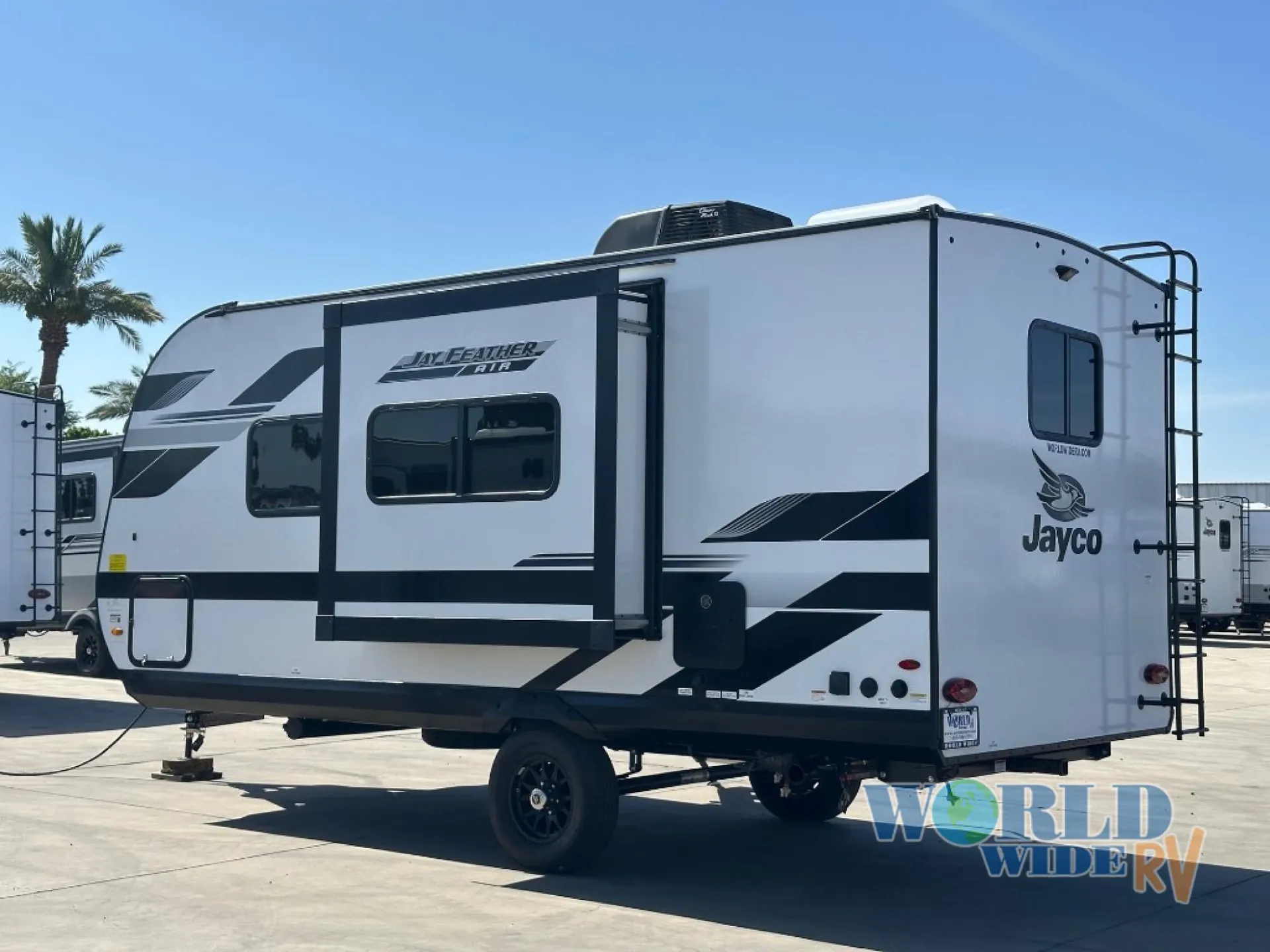 2026 Jayco Jay Feather Air 18FBS - Photo 4