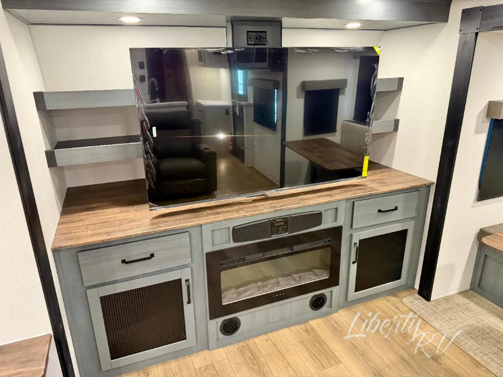 2027 Forest River Solaire 3300FLBS, Photos photo 10