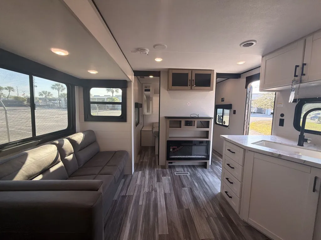 2026 Jayco Jay Flight SLX 321BDS, Photos photo 16
