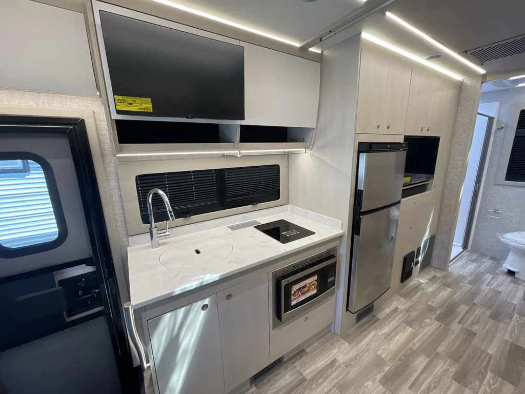 2026 Tiffin Wayfarer 25 XRW, Photos photo 28