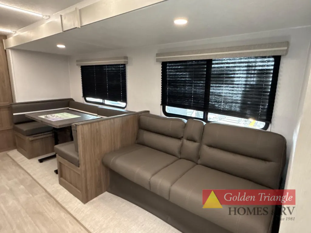 2026 Coachmen Freedom Express Select 30SE, Photos photo 17