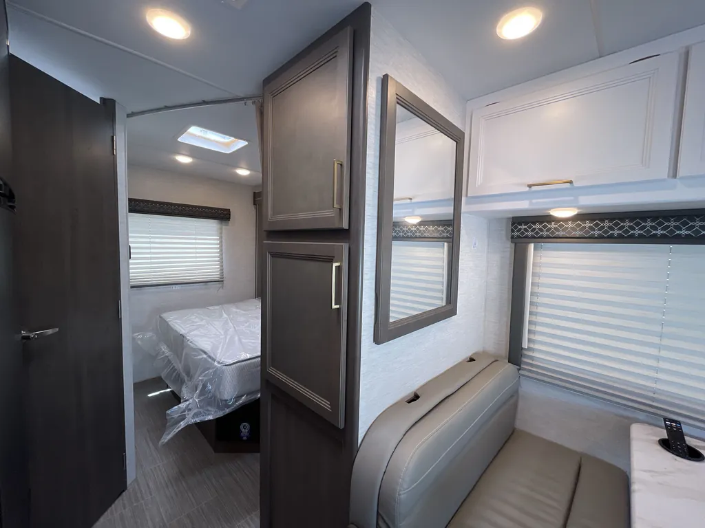 2025 Thor Motor Coach Freedom Elite 22FE, Photos photo 18