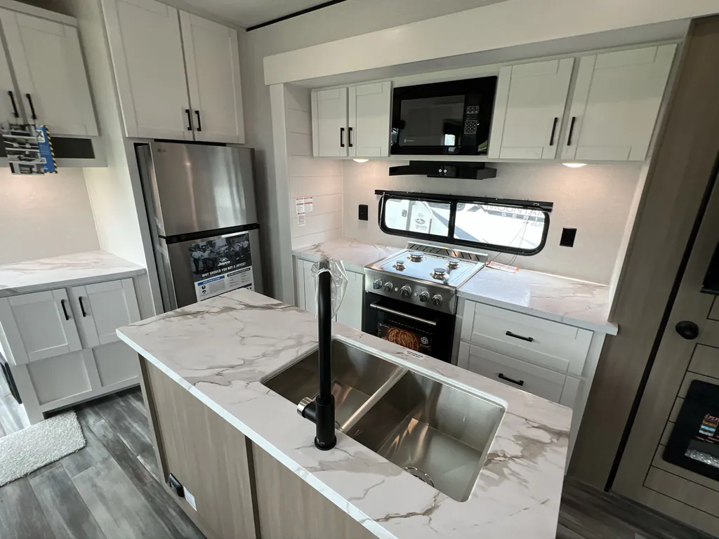 2026 Jayco Jay Flight Bungalow 401FLTS DS, Photos photo 4