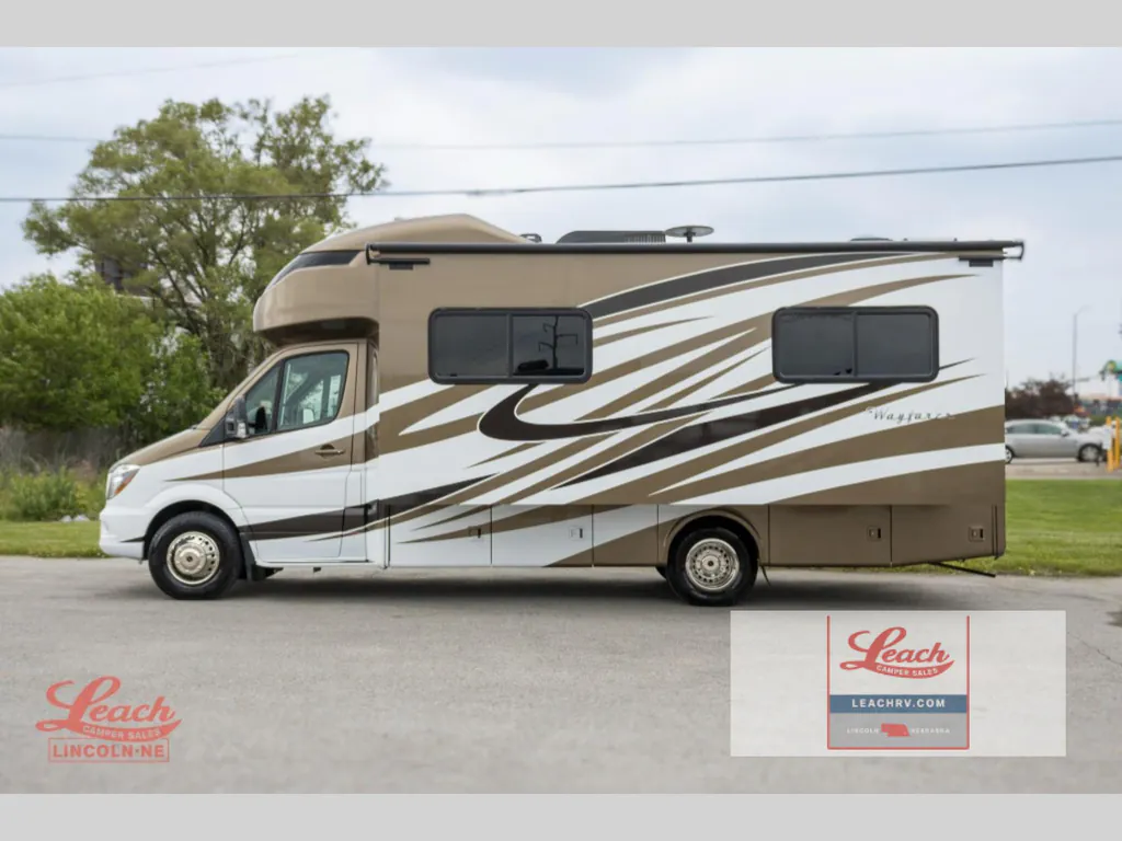 2018 Tiffin Wayfarer 24 FW, Photos photo 6