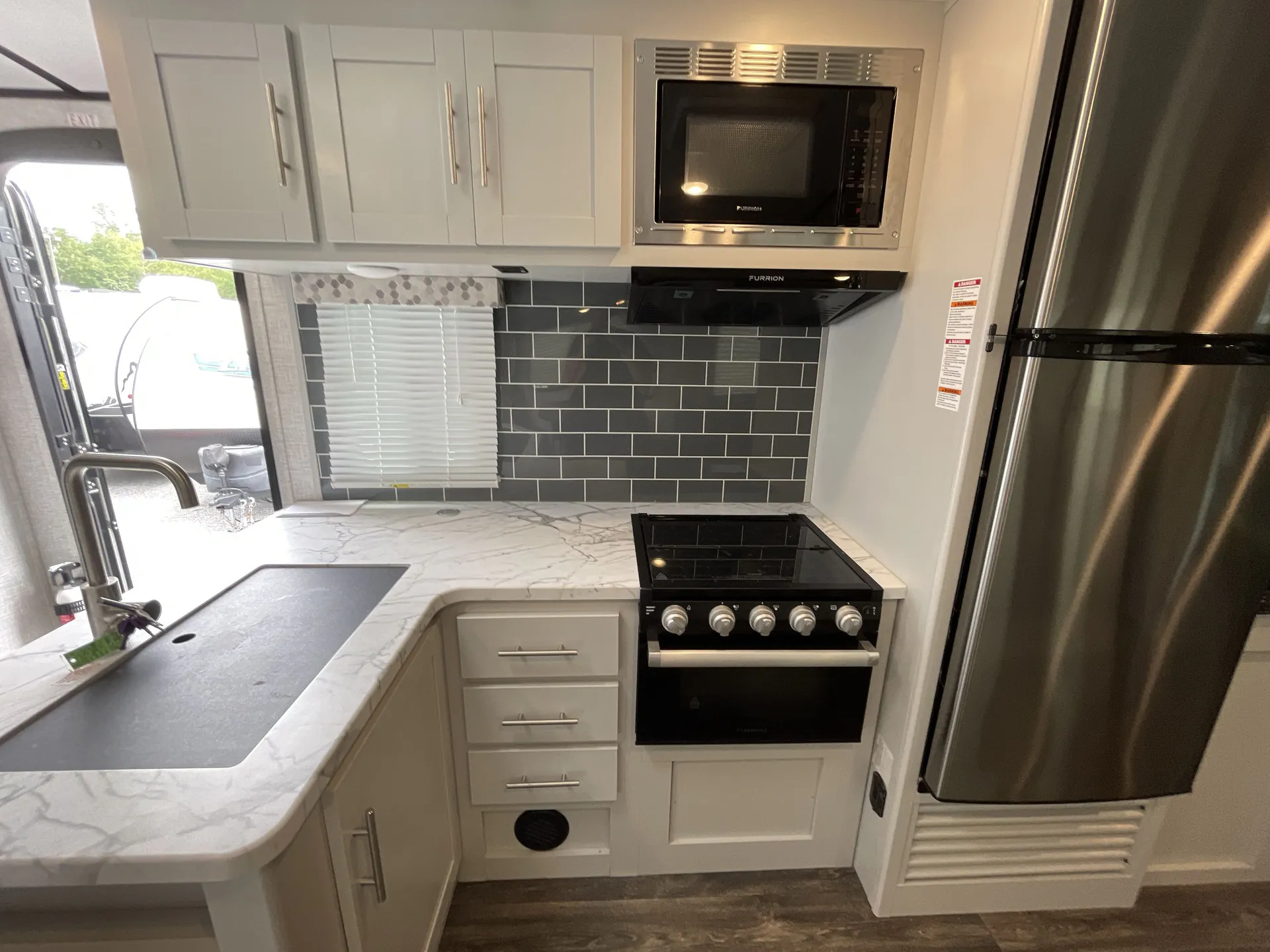 2021 Keystone Bullet 290BHS — living area main