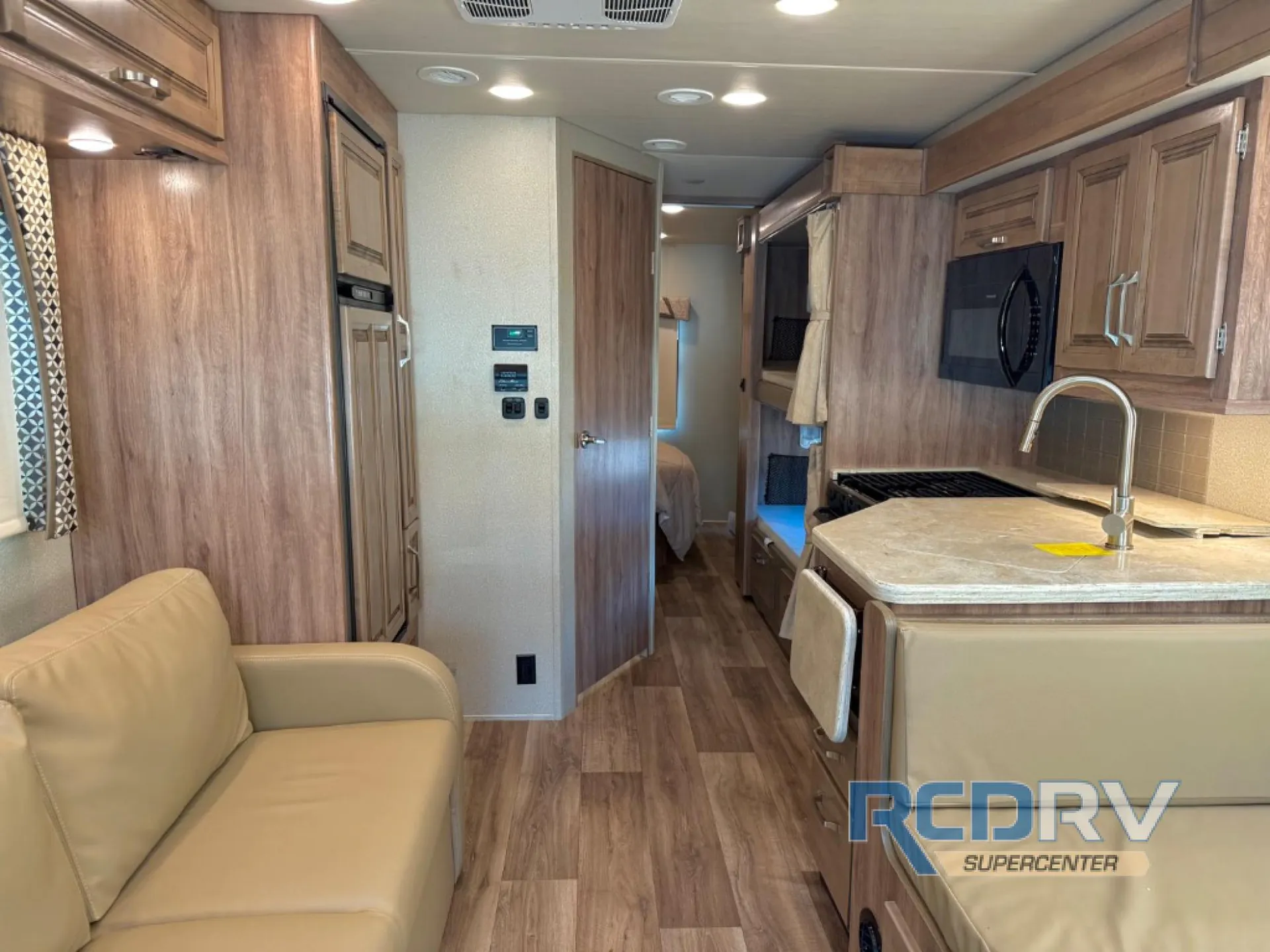 2019 Jayco Greyhawk Prestige 31FP - Photo 2
