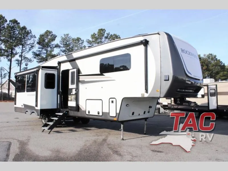 2026 Forest River Rockwood Signature 405SBH - Photo 2