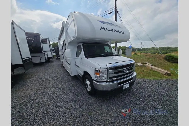 2026 Thor Motor Coach Four Winds 31E - Photo 2