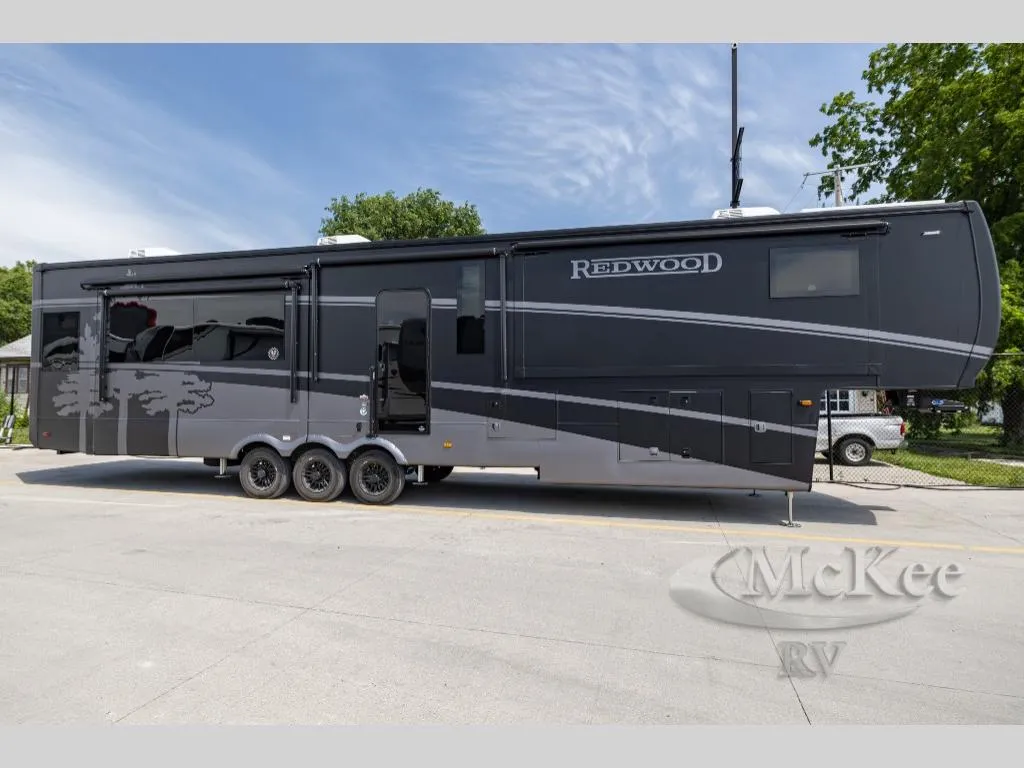 2027 Redwood RV Redwood RW412GK - Photo 2