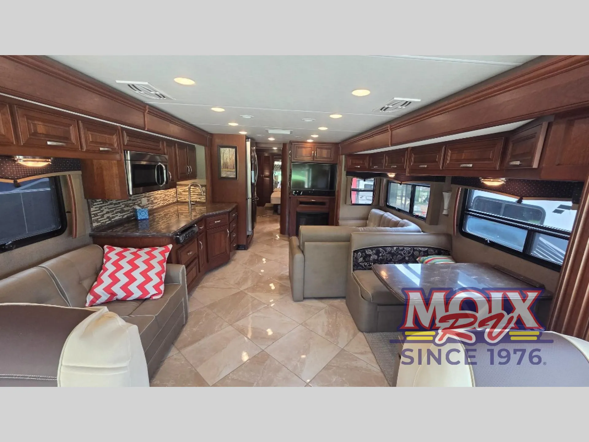 2016 Forest River Berkshire XL 40BH - Photo 3