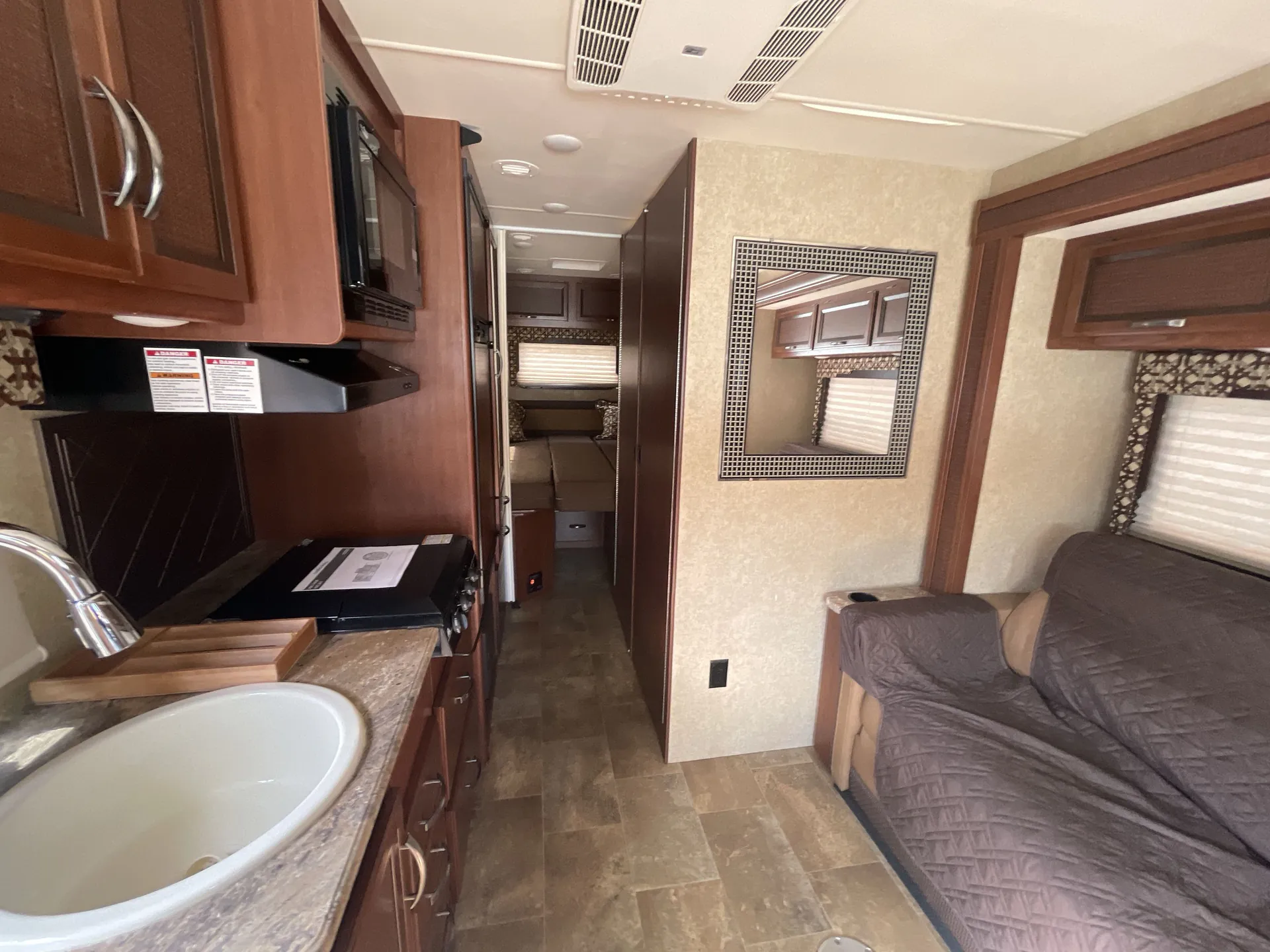 2016 Thor Motor Coach Axis 24.1 — living area main