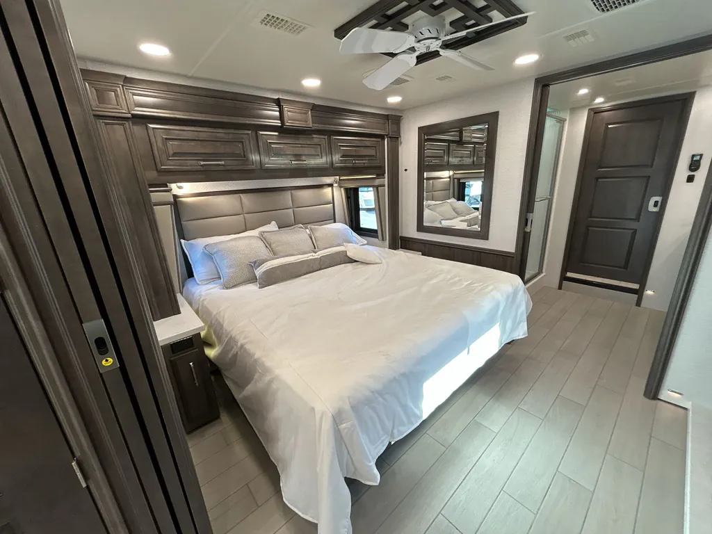 2026 Entegra Coach Aspire 44D, Photos photo 68