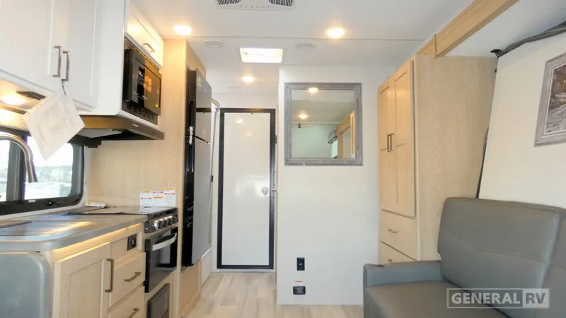 2026 Thor Motor Coach Outlaw 29T - Photo 3