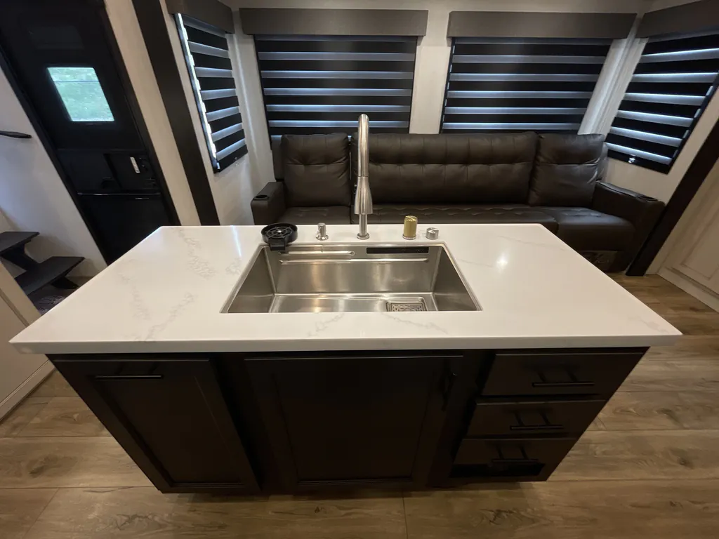 2025 Forest River Sabre 38DBL, Photos photo 14