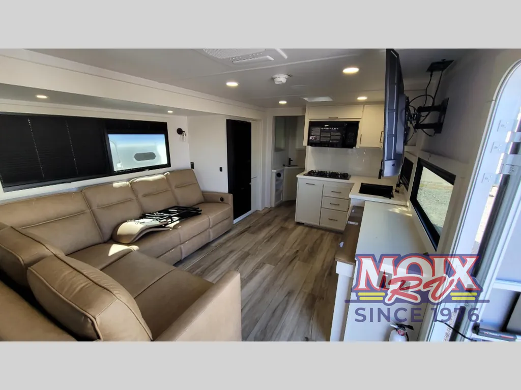 2027 Brinkley Model I 290, Photos photo 5