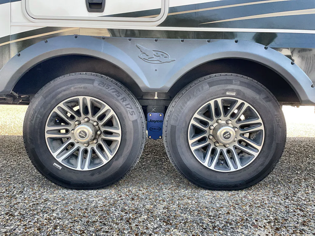 2025 Jayco Pinnacle 36FBTS, Photos photo 25