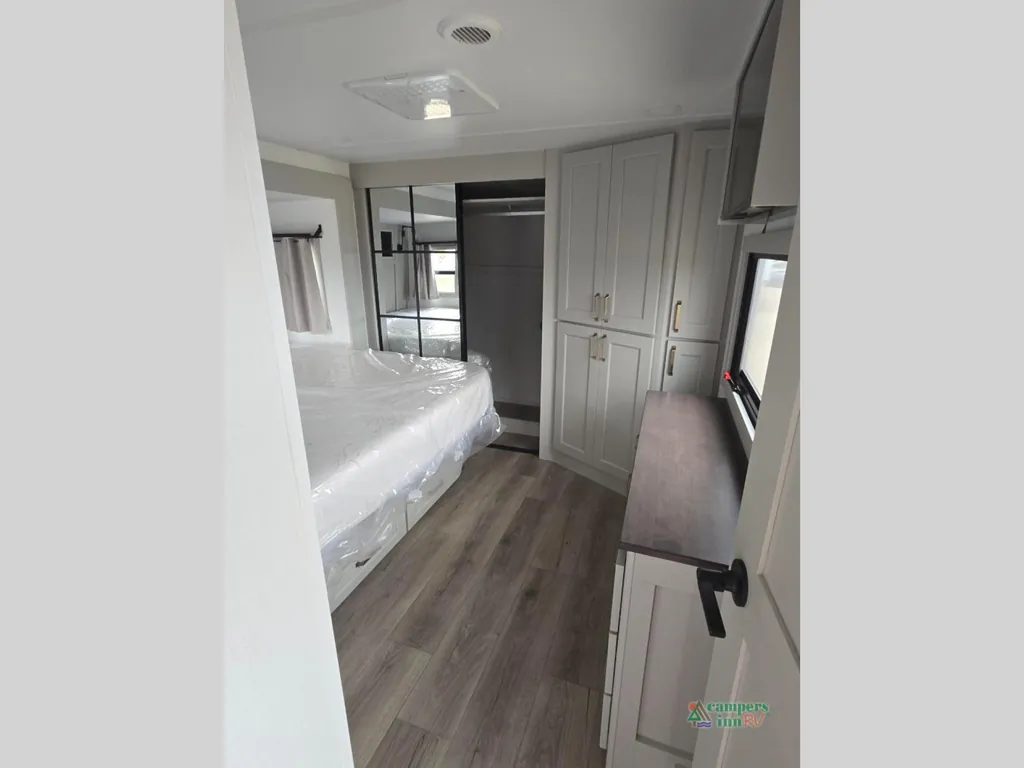2026 Brinkley Model G 4100, Photos photo 39