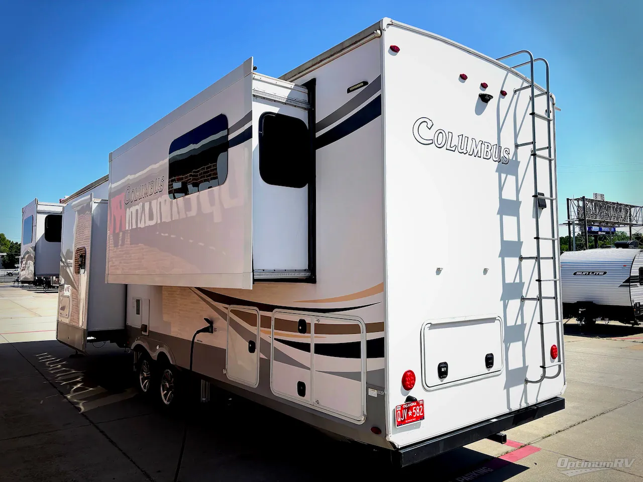 2021 Palomino Columbus 389FLC - Photo 4