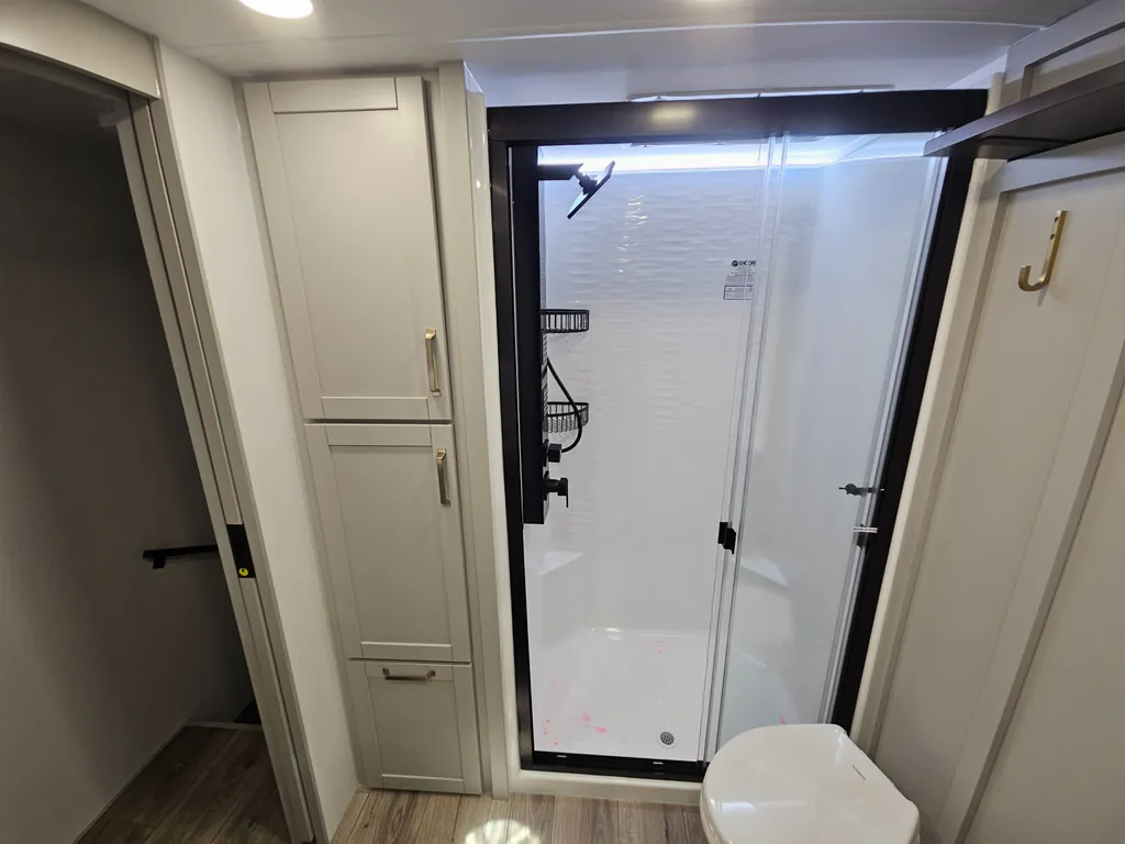 2026 Brinkley Model Z 3600, Photos photo 40