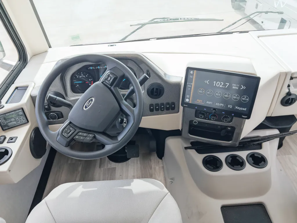 2027 Thor Motor Coach Windsport 36H, Photos photo 2