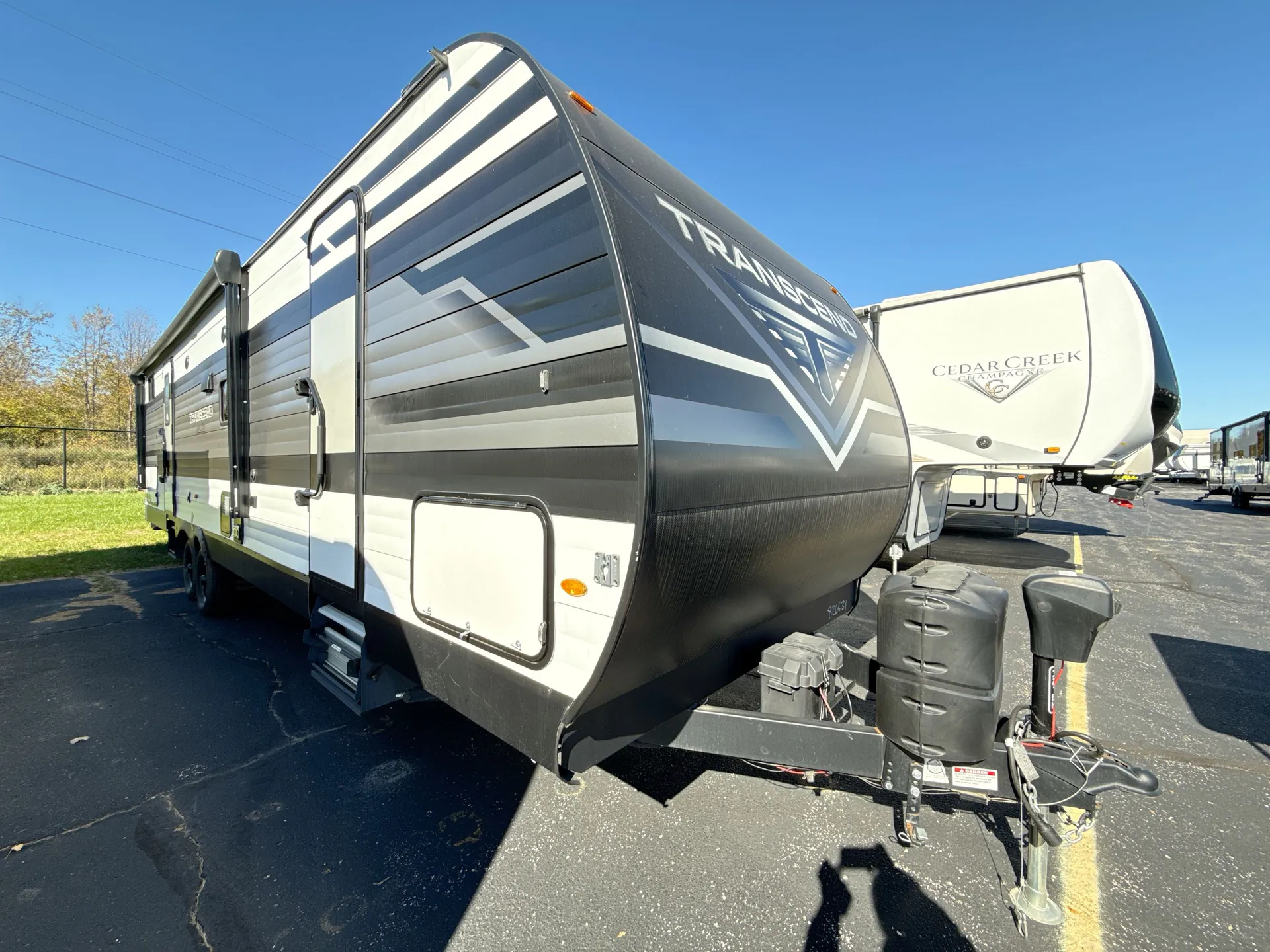 2023 Grand Design Transcend Xplor 321BH
