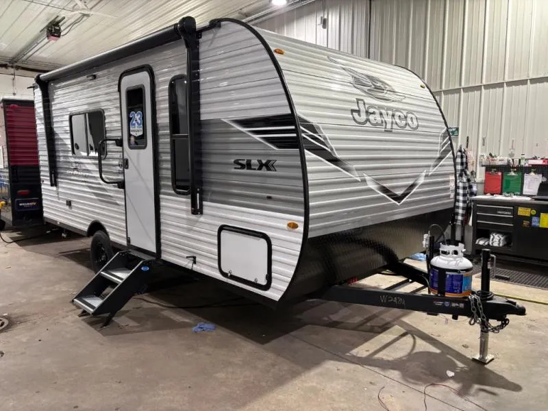 2026 Jayco Jay Flight SLX 175FQ - Photo 2