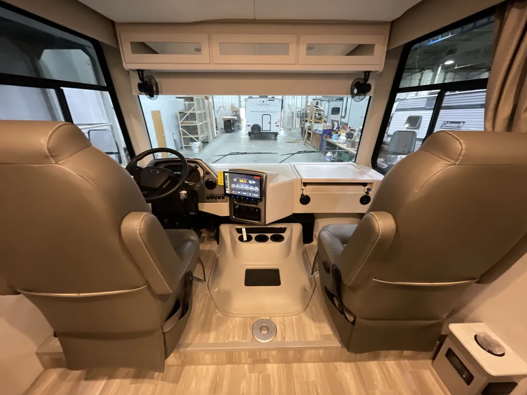 2026 Thor Motor Coach Windsport 29L, Photos photo 16