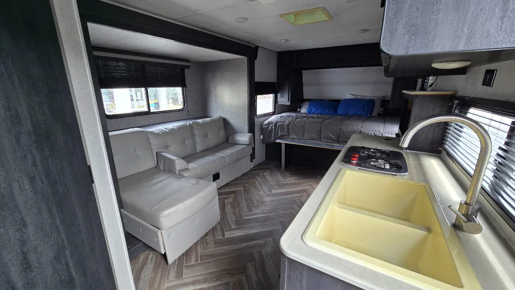 2021 Forest River Ozark 1800QS - Photo 4