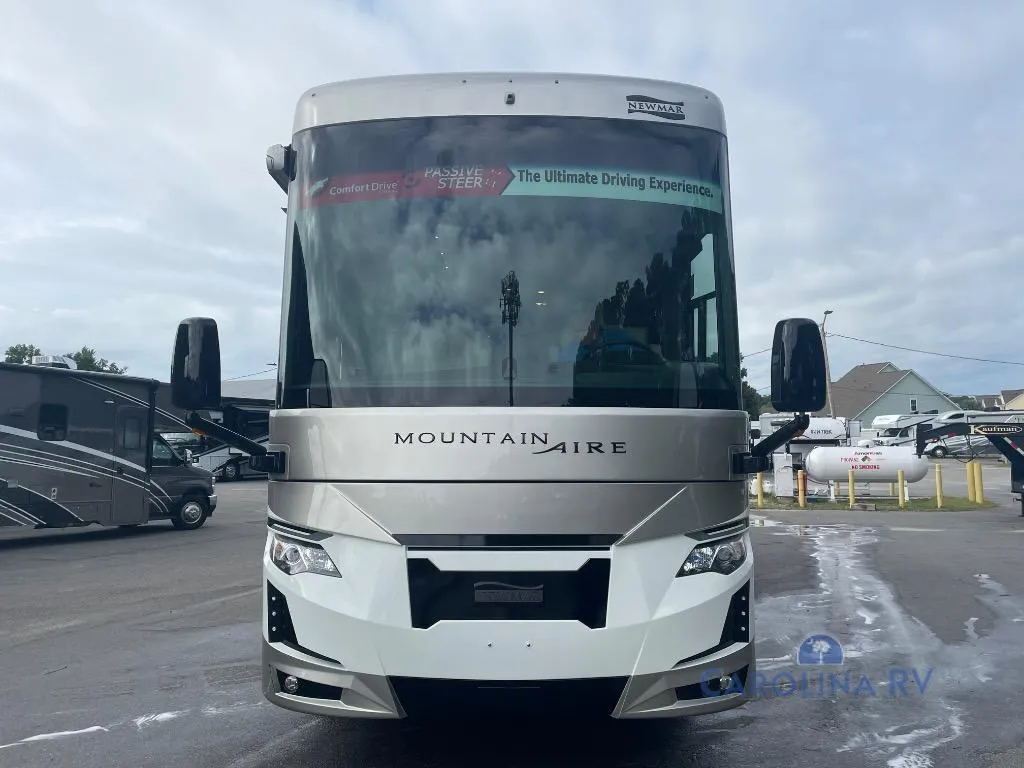 2026 Newmar Mountain Aire 3825 - Photo 4