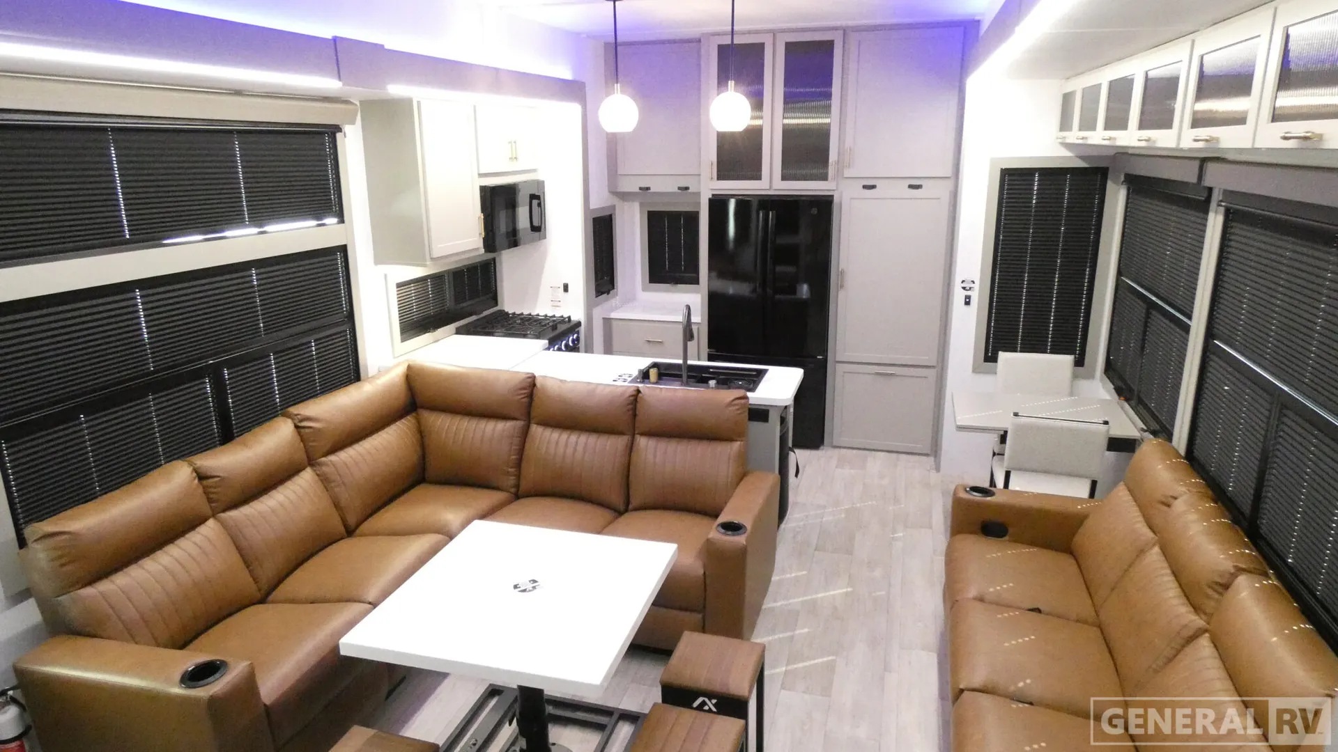 2026 Axiom Imperium I2900 - Photo 3