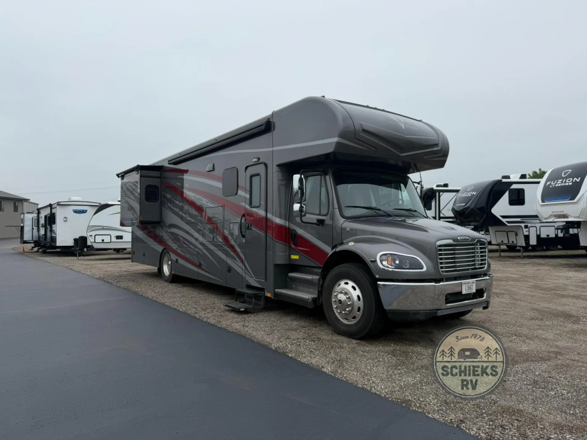 2020 Renegade RV Valencia 38RW - Photo 2