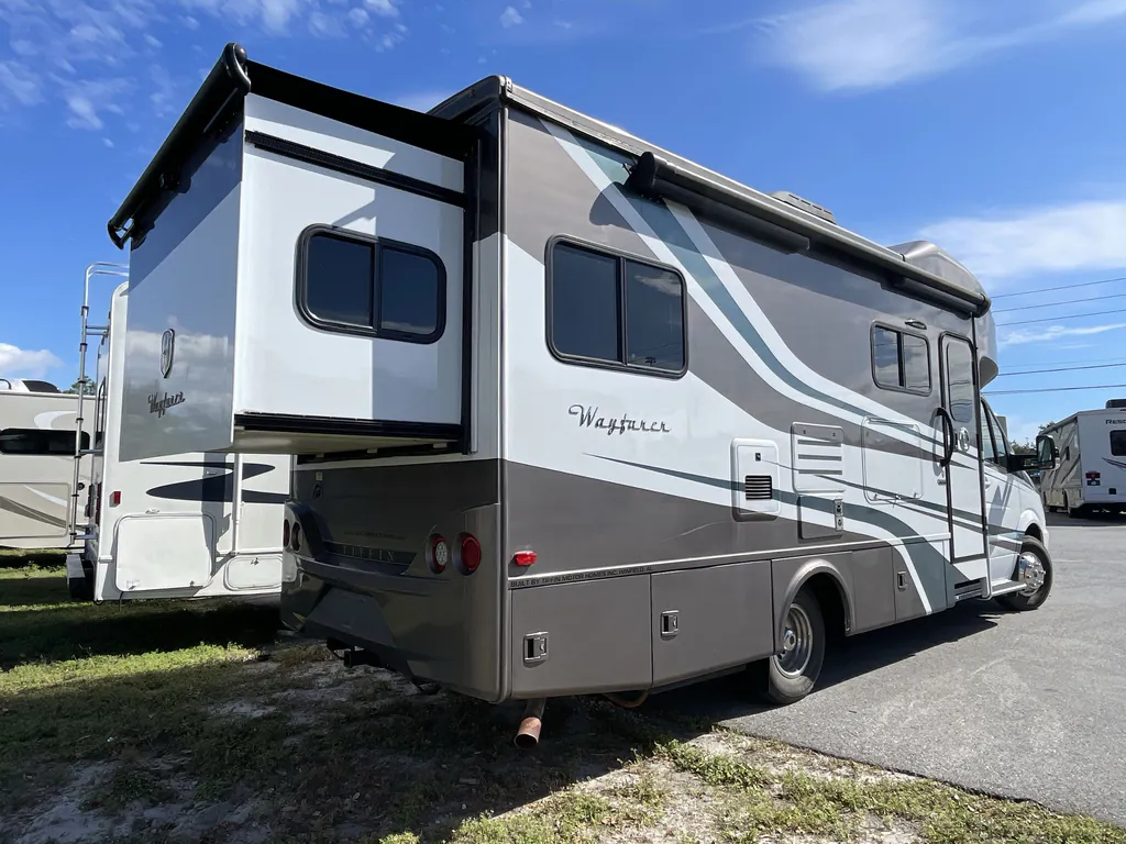 2019 Tiffin Wayfarer 25 QW, Photos photo 4