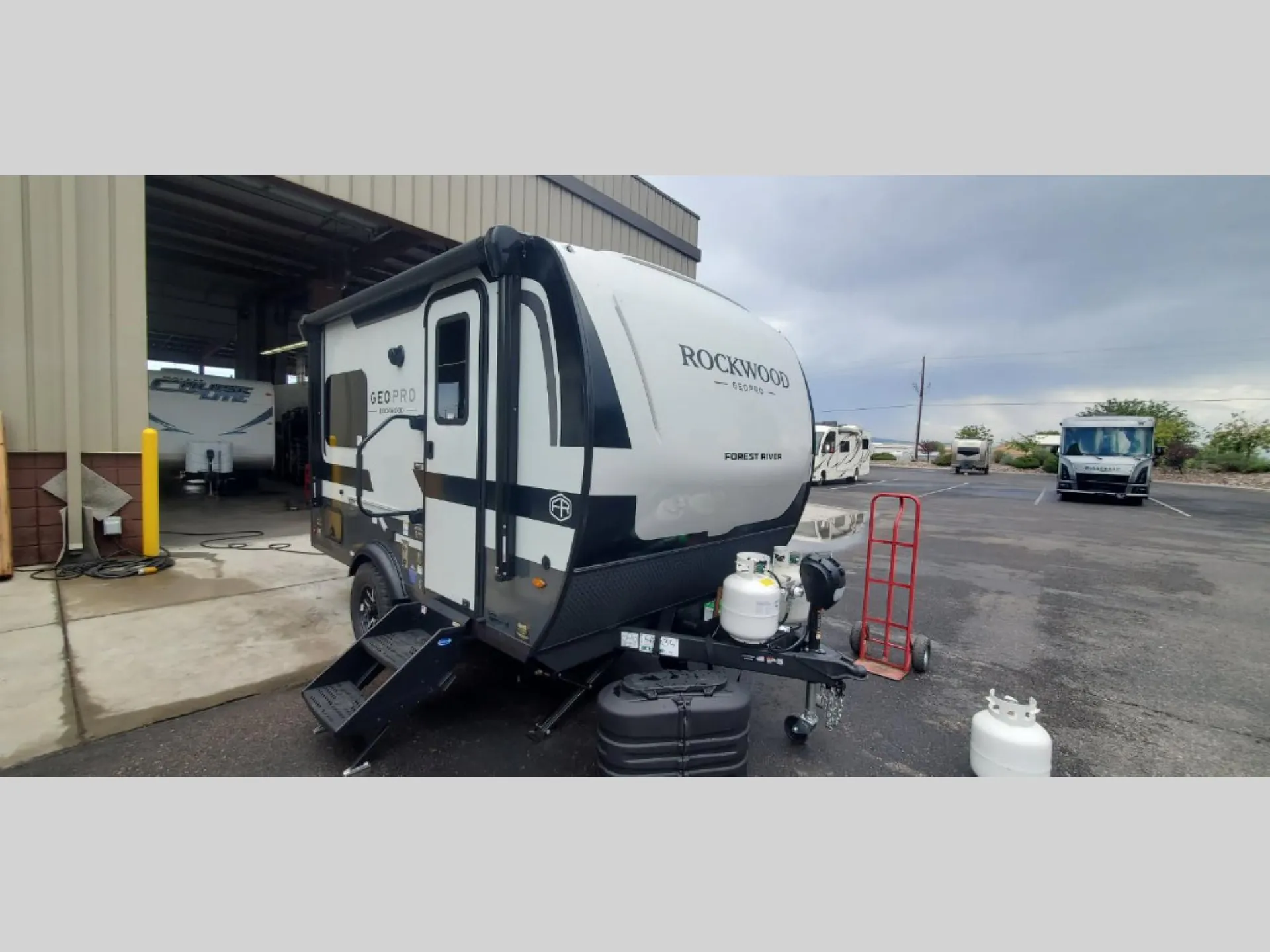 2027 Forest River Rockwood Geo Pro 15TB