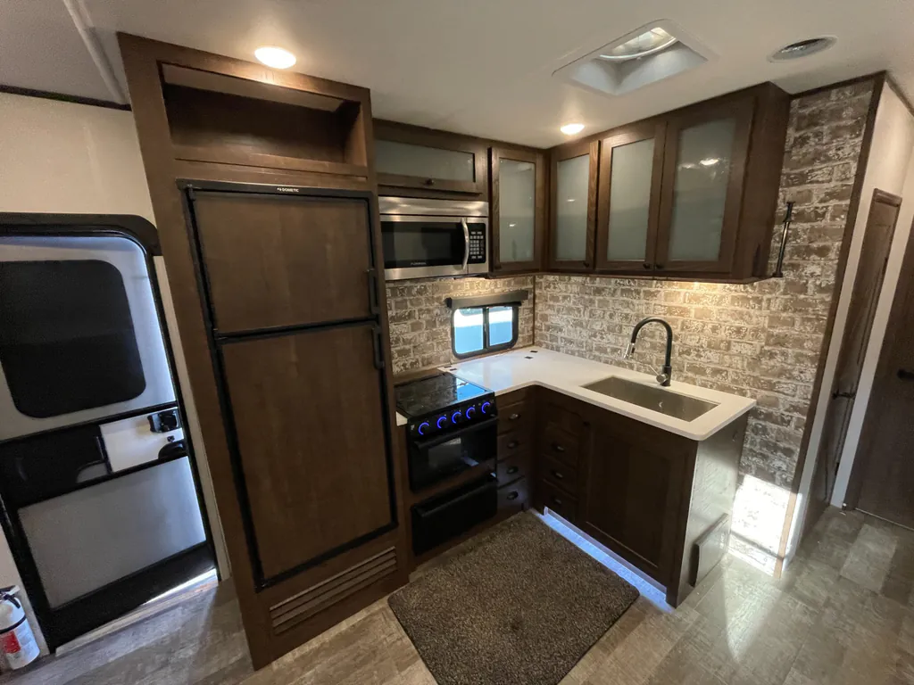 2022 Forest River XLR Hyperlite 3212, Photos photo 7