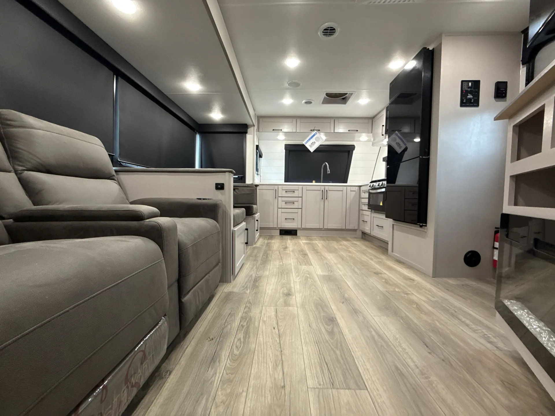 2026 Jayco Jay Feather 26FK — living area main