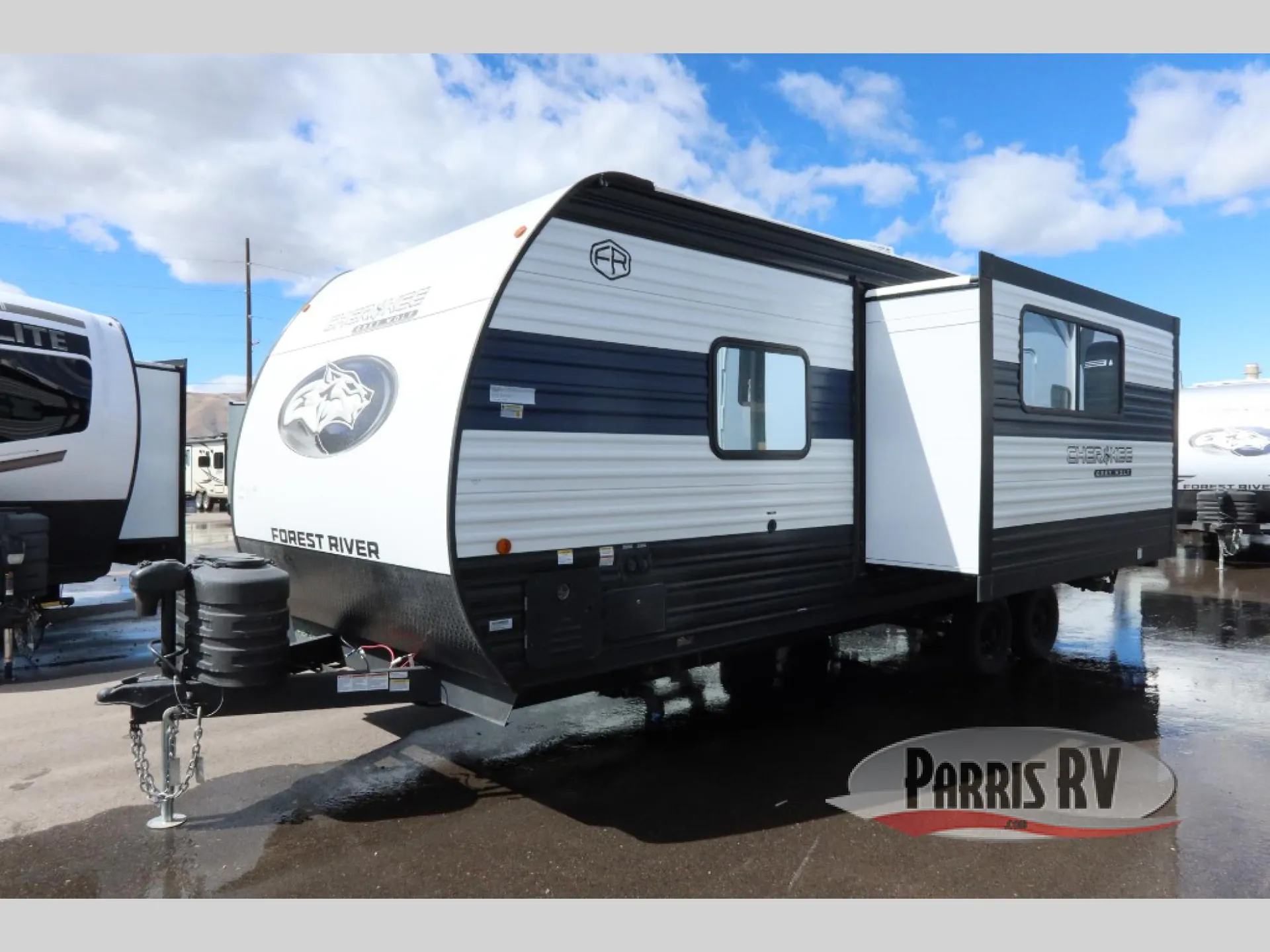 2026 Forest River Cherokee Grey Wolf 23MS — Photo 6