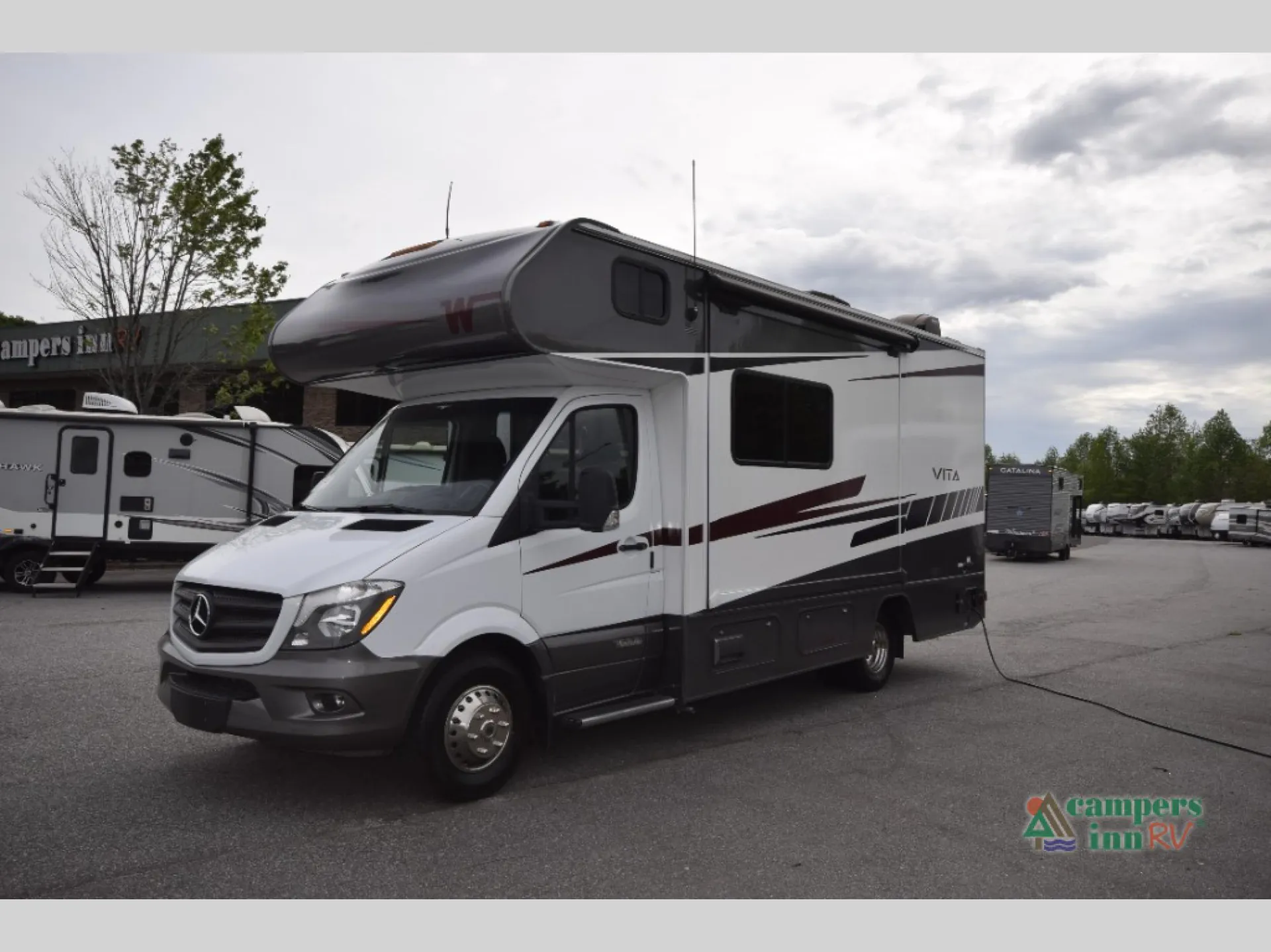 2020 Winnebago Vita 24F - Photo 3