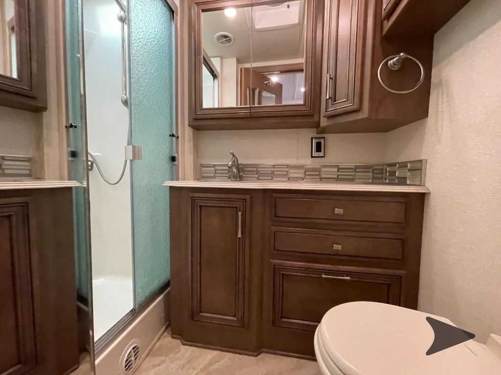 2020 Newmar Canyon Star 3929, Photos photo 41
