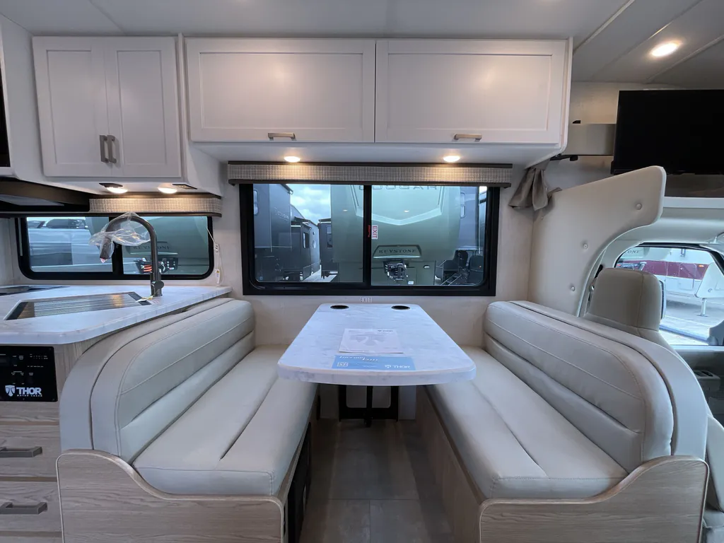 2026 Thor Motor Coach Freedom Elite 28HZ, Photos photo 23
