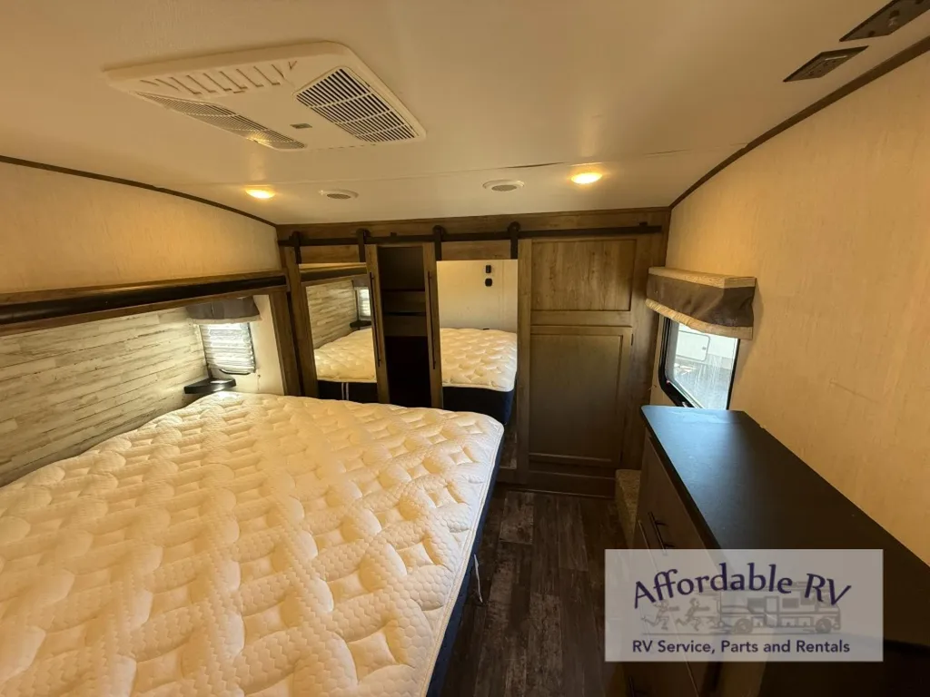 2022 Forest River Sabre 36BHQ, Photos photo 12