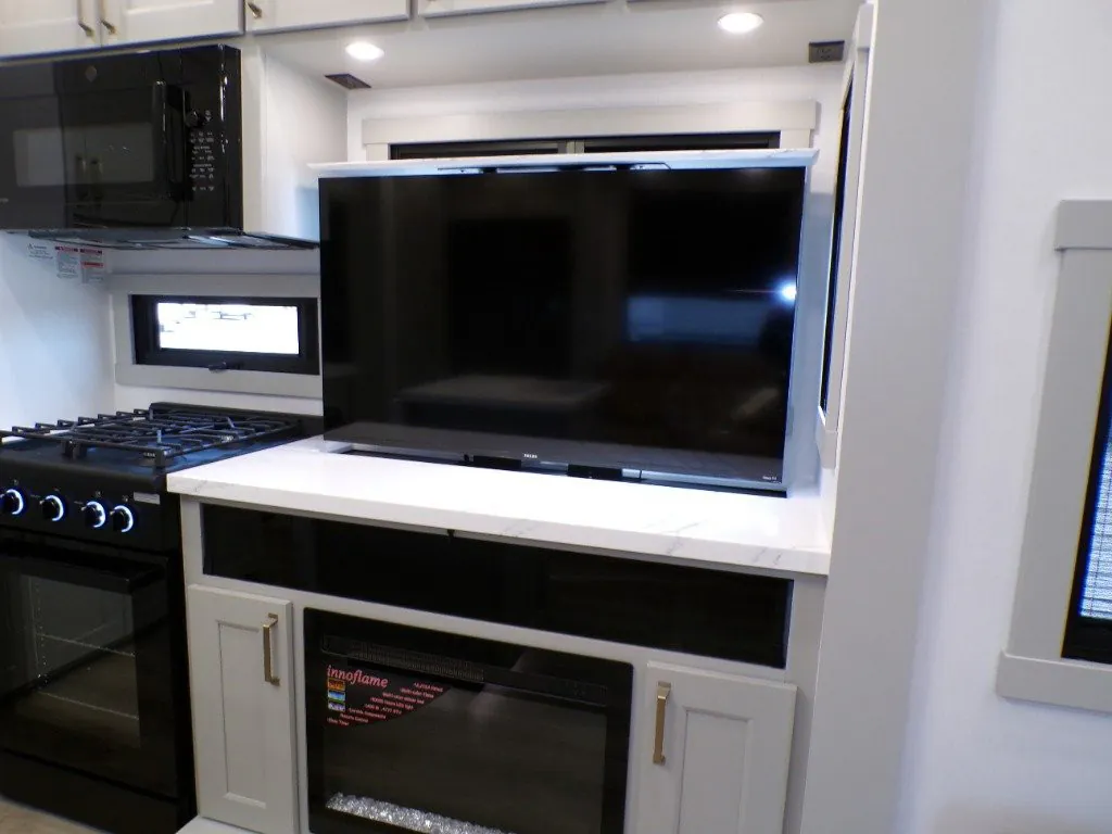 2026 Brinkley Model G 3520, Photos photo 24