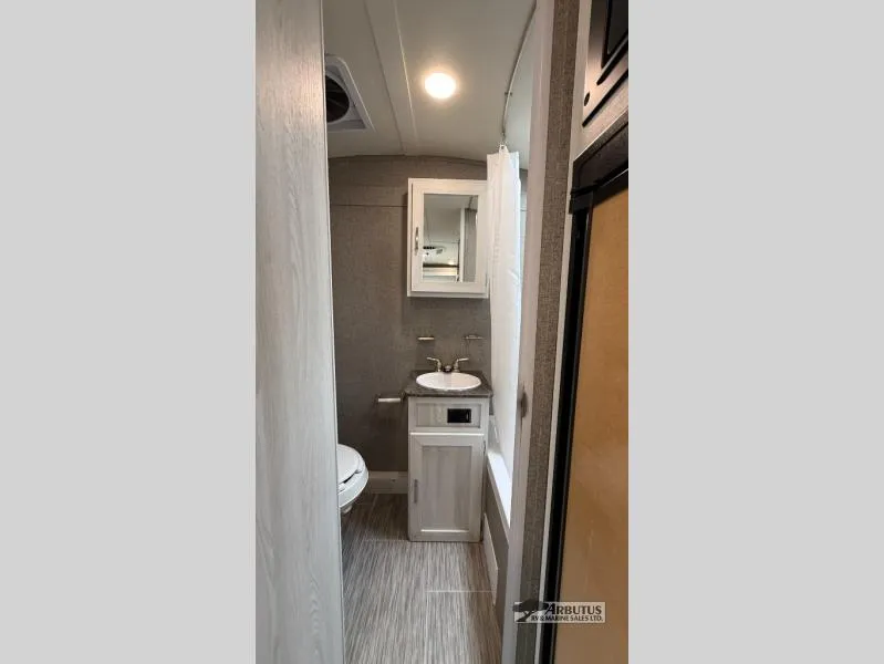 2018 Forest River RV Rockwood GEO Pro 19FD - Photo 2