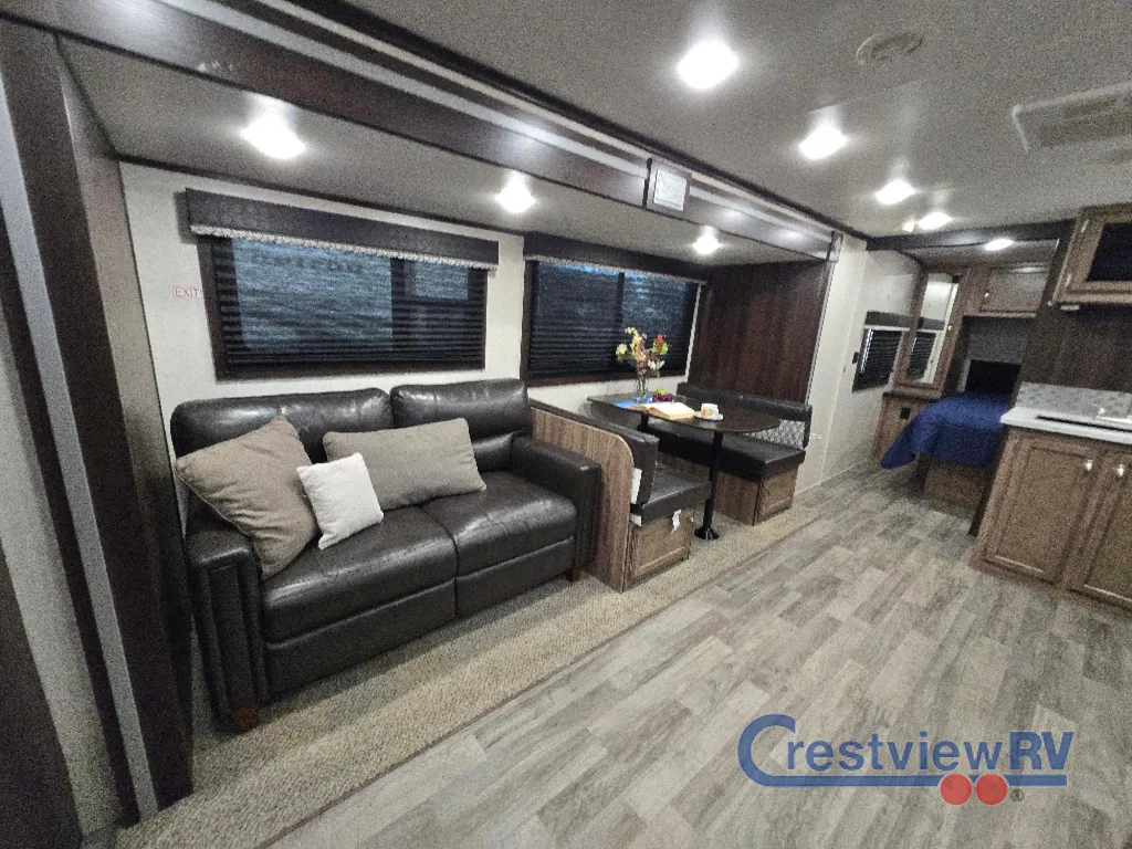 2019 Jayco Jay Feather 25RB, Photos photo 16