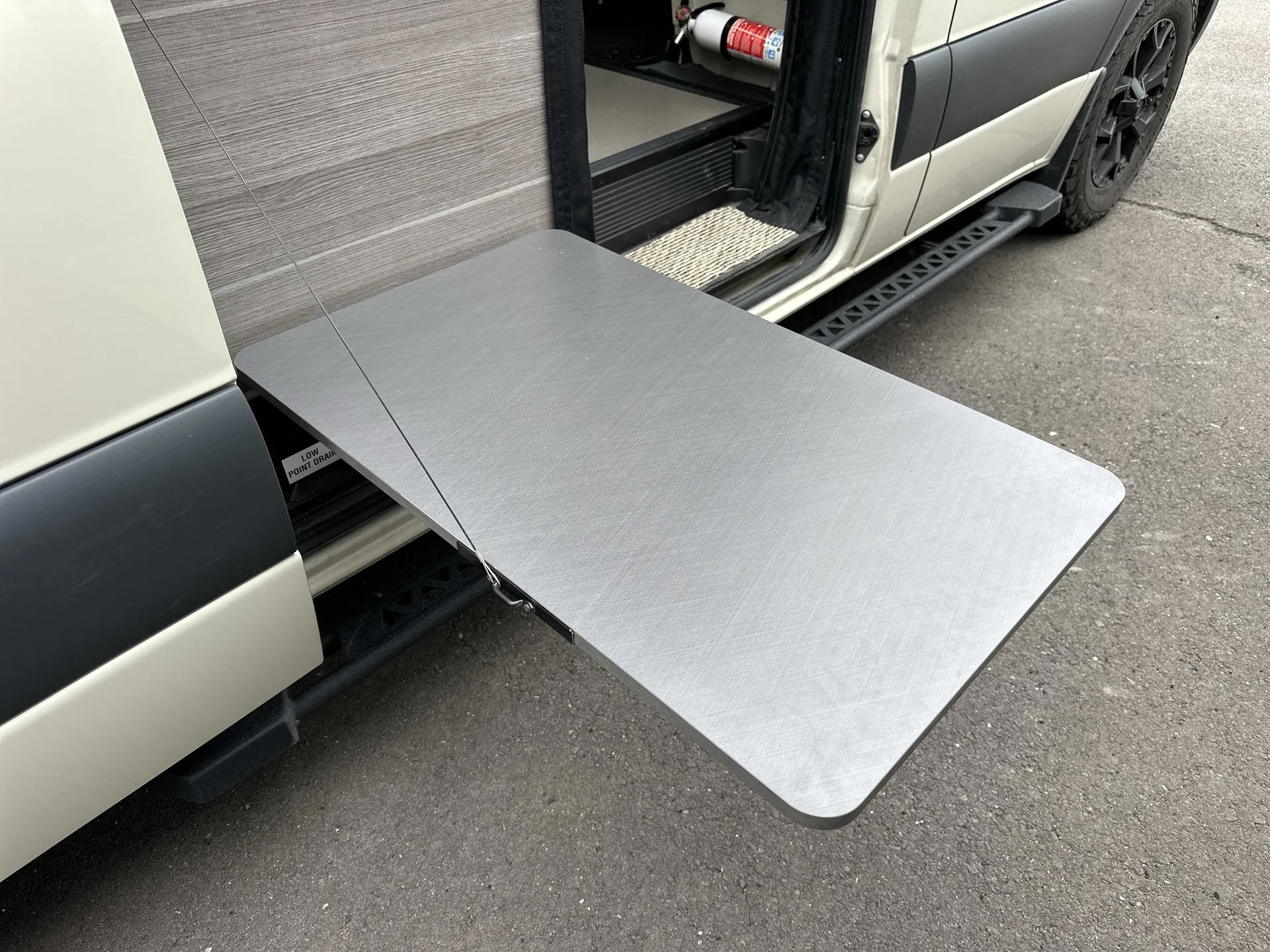 2022 Entegra Coach Launch 19Y — living area main