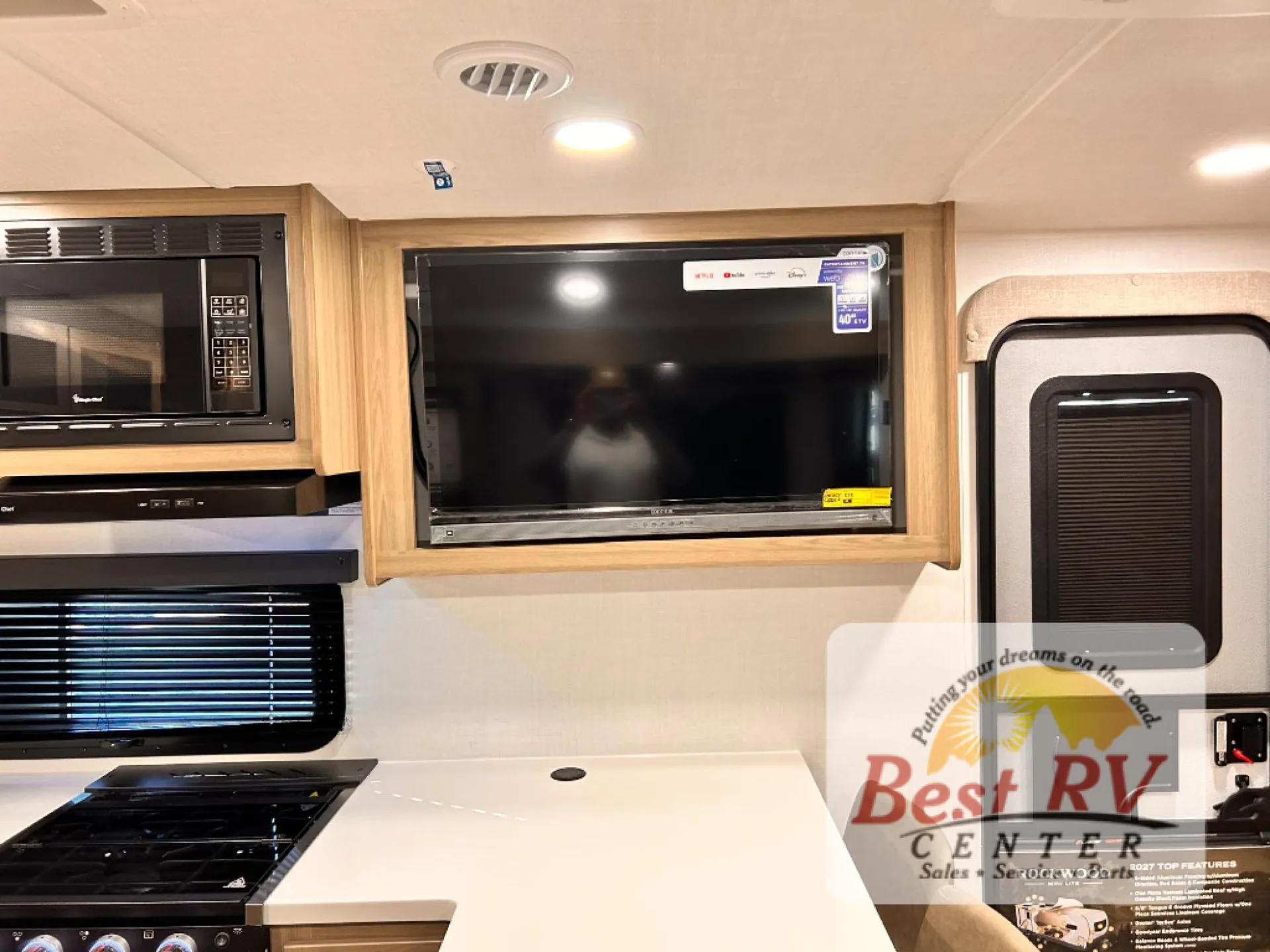 2027 Forest River Rockwood Mini Lite 2523MBR — Photo 7