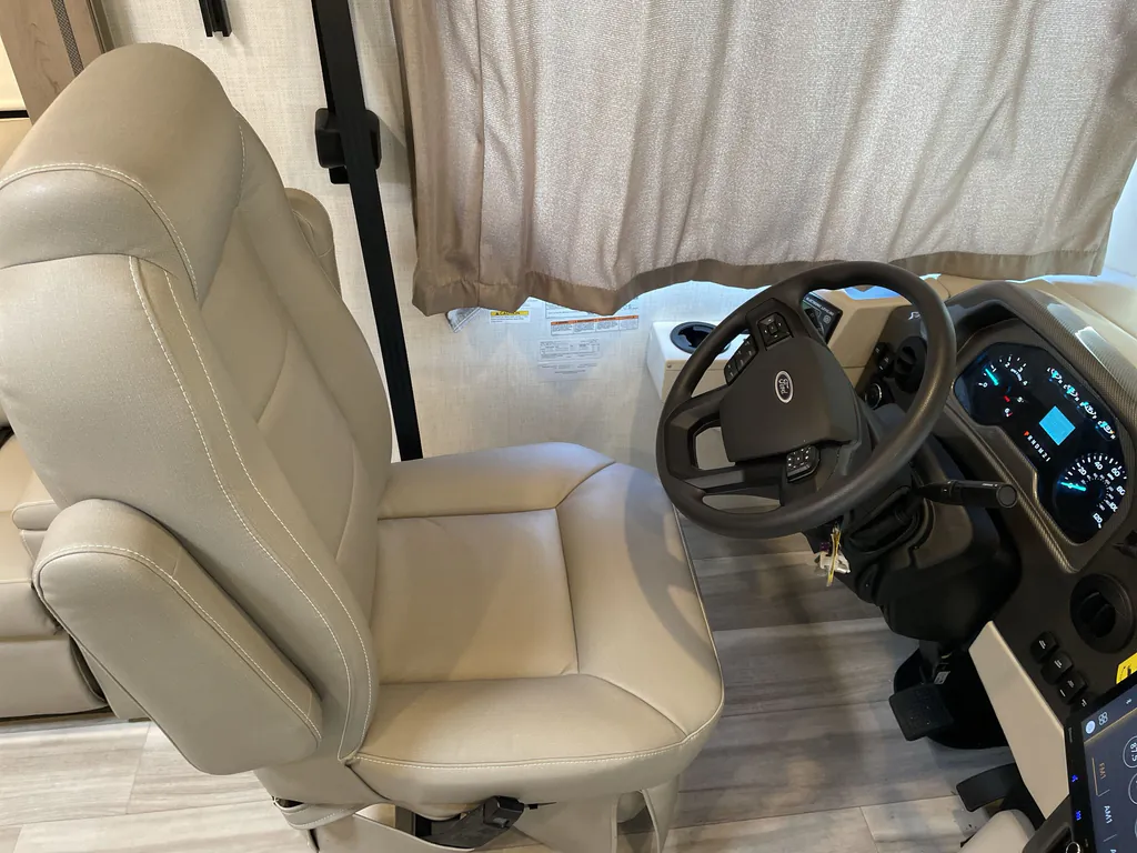 2026 Thor Motor Coach Windsport 29L, Photos photo 28